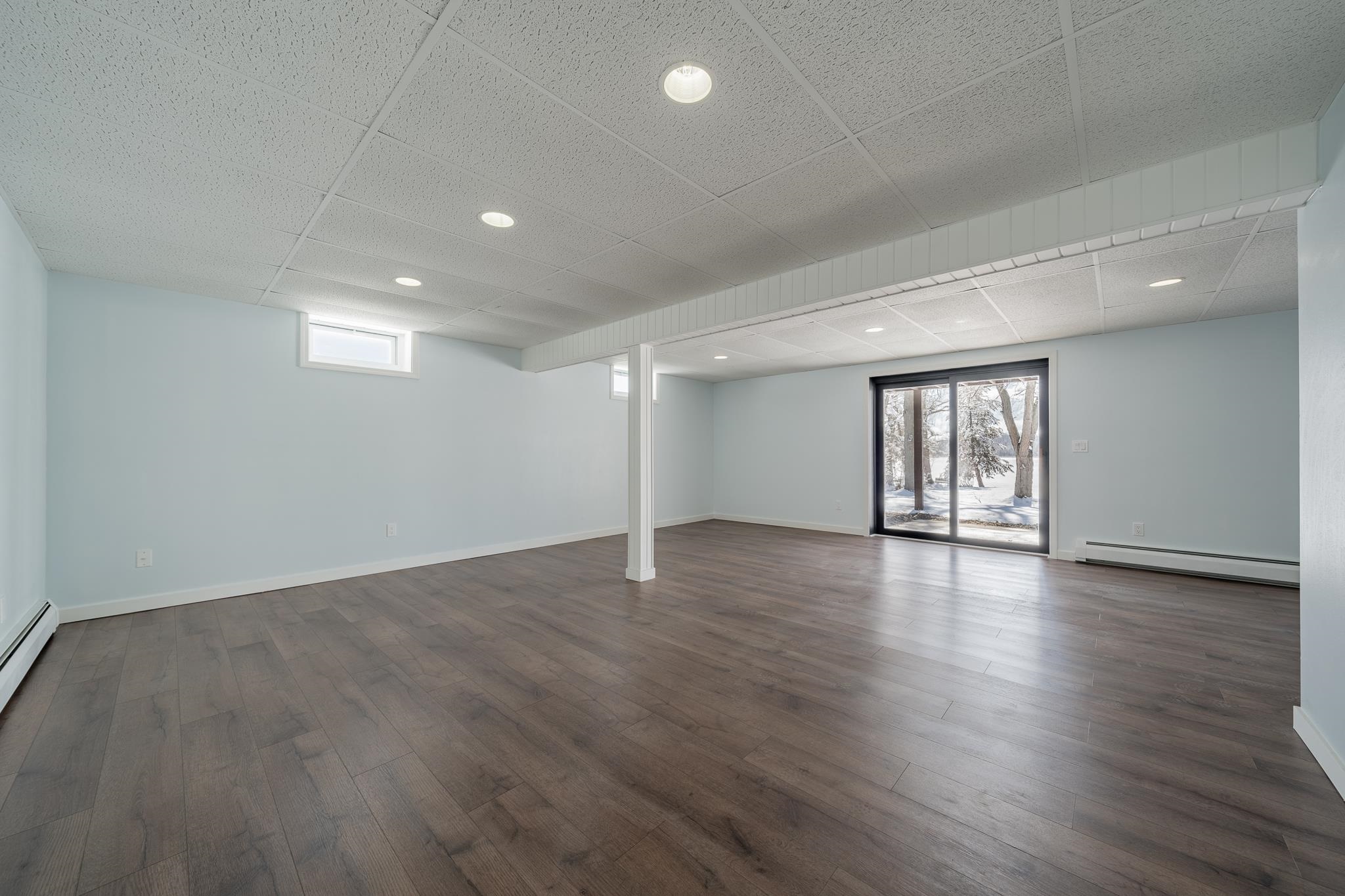 West Bend, Wisconsin 53090, United States, 3 Bedrooms Bedrooms, ,2 BathroomsBathrooms,Residential,Active,64006