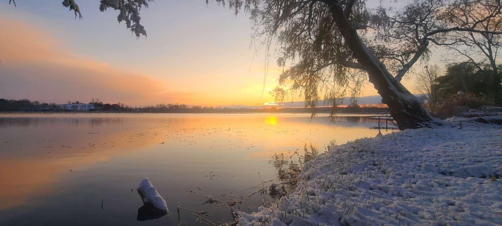 West Bend, Wisconsin 53090, United States, 3 Bedrooms Bedrooms, ,2 BathroomsBathrooms,Residential,Active,64006