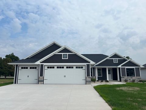 Photo of 4454 NATURE Ridge, HOWARD, WI 54313 (MLS # 50315461)
