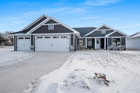 Photo of 4454 NATURE Ridge, HOWARD, WI 54313 (MLS # 50315461)