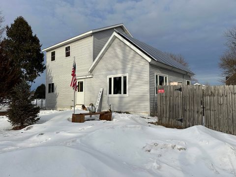 245 BLAINE Street ALMOND WI 54909