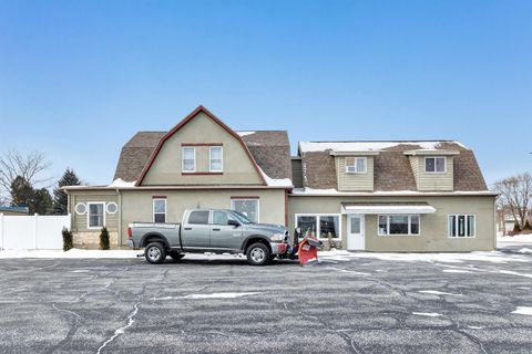 Photo of 513 DULUTH Avenue, STURGEON BAY, WI 54235 (MLS # 50321705)