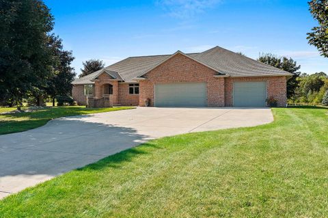 Photo of 4363 TEDS Lane, NEW FRANKEN, WI 54229 (MLS # 50316173)