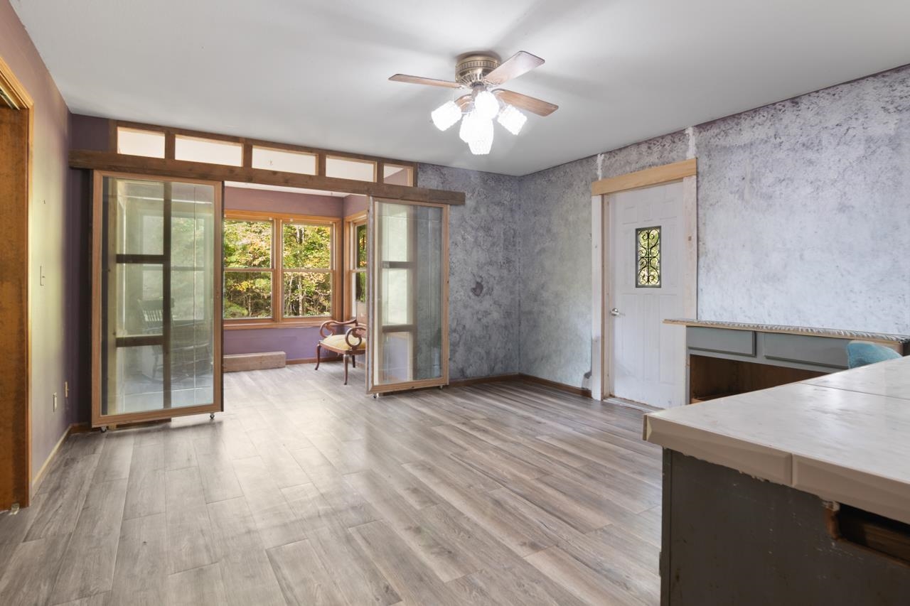 Porterfield, Wisconsin 54159, United States, 5 Bedrooms Bedrooms, ,3 BathroomsBathrooms,Residential,Active,225848