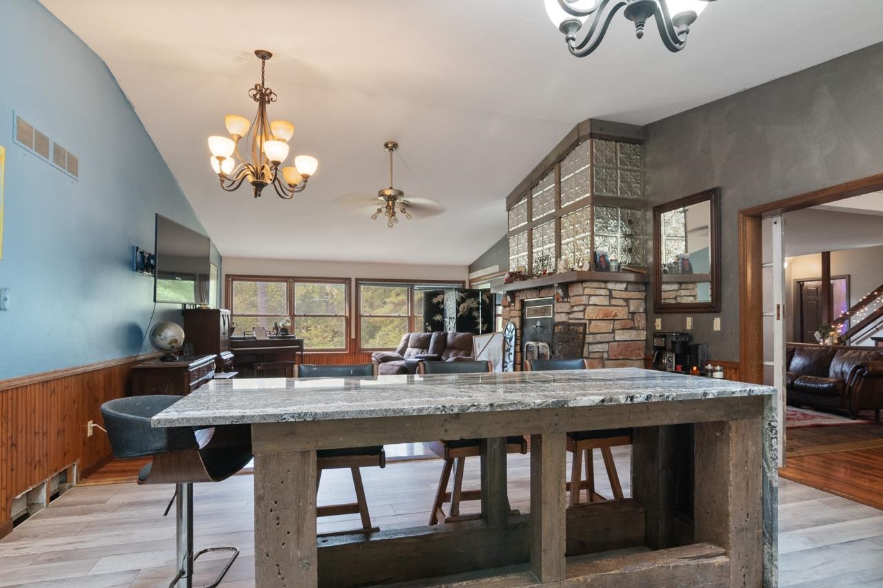 Porterfield, Wisconsin 54159, United States, 5 Bedrooms Bedrooms, ,3 BathroomsBathrooms,Residential,Active,225848