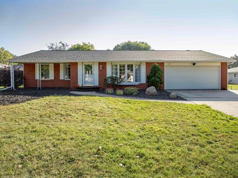 Photo of 1217 ECHO Lane, GREEN BAY, WI 54304 (MLS # 50316099)