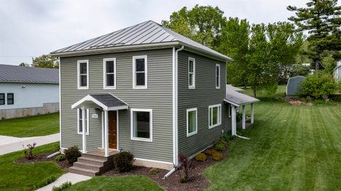 Photo of 3081 COUNTY ROAD Q, NELSONVILLE, WI 54458 (MLS # 50316222)