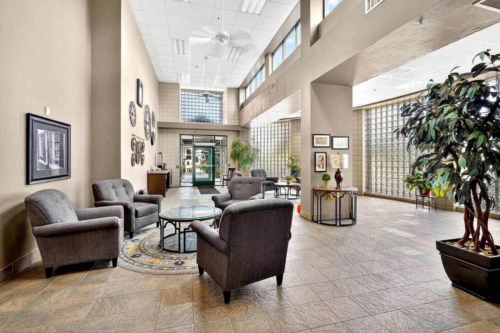 Photo of 400 N RICHMOND Street #332, APPLETON, WI 54911 (MLS # 50317579)