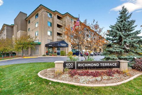Photo of 400 N RICHMOND Street #332, APPLETON, WI 54911 (MLS # 50317579)