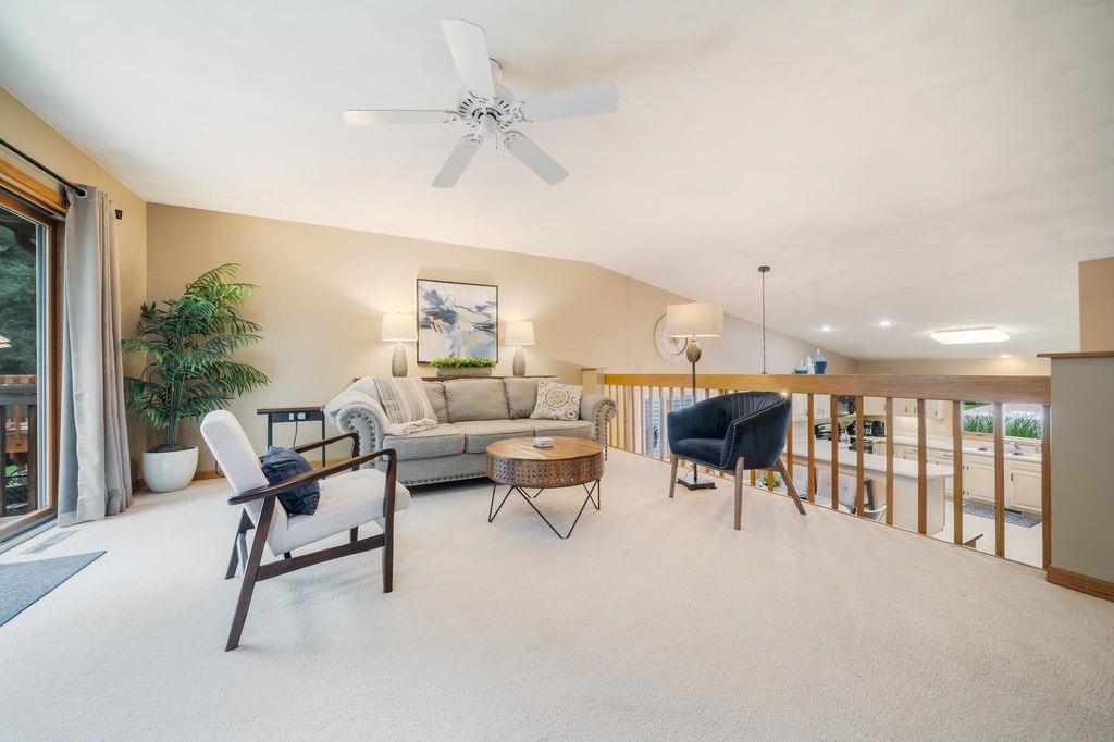 Photo of 2119 CLOUDVIEW Court, APPLETON, WI 54914 (MLS # 50318266)