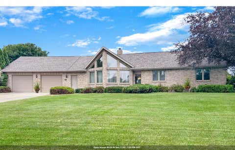 Photo of 3101 CLAYMORE Lane, NEW FRANKEN, WI 54229 (MLS # 50330502)