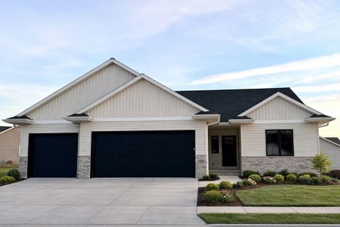 Photo of 3568 BLACK SHEEP Way, GREEN BAY, WI 54311 (MLS # 50318066)