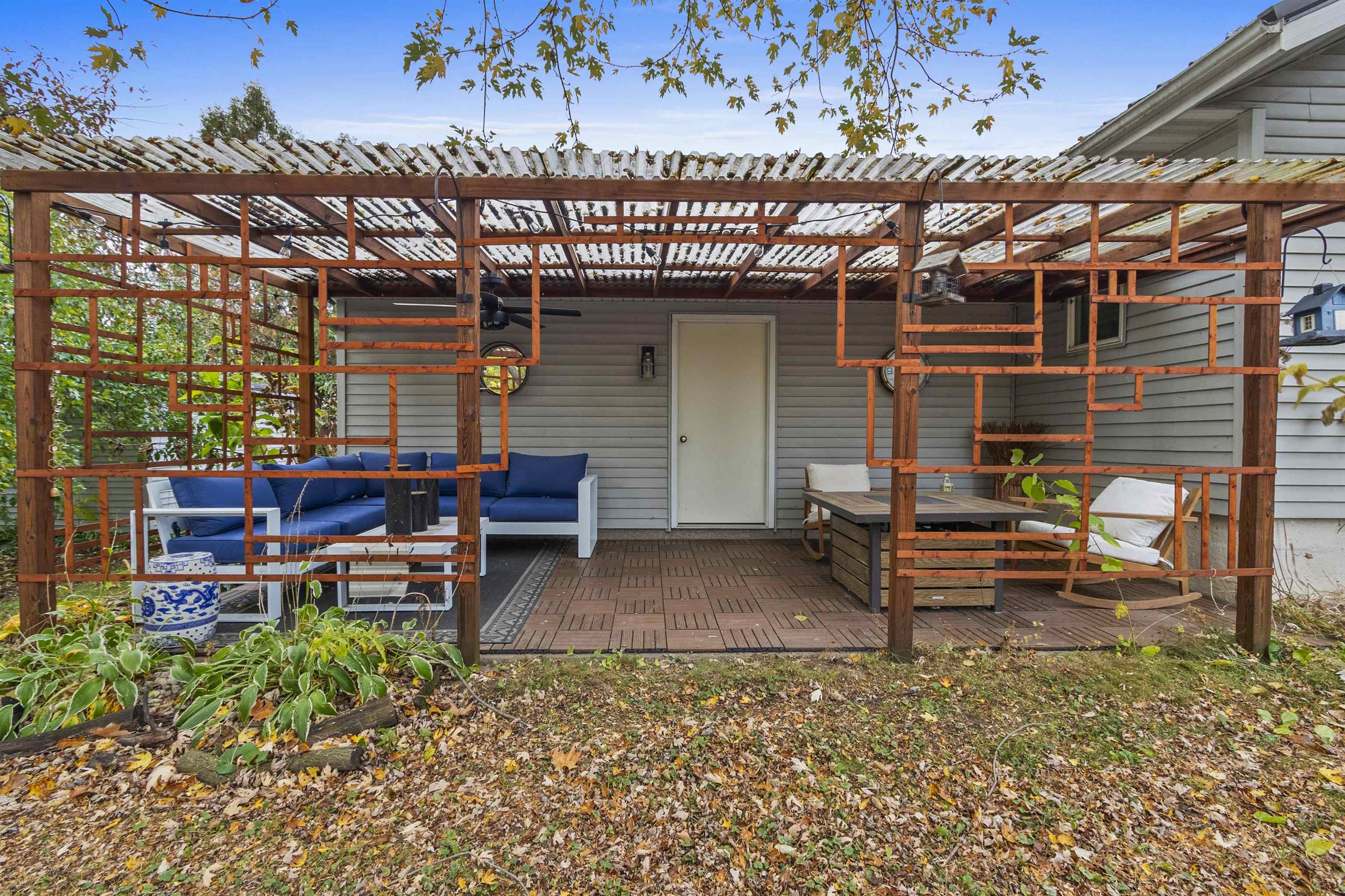 Shawano, Wisconsin 54166, United States, 3 Bedrooms Bedrooms, ,3 BathroomsBathrooms,Residential,Active,234551