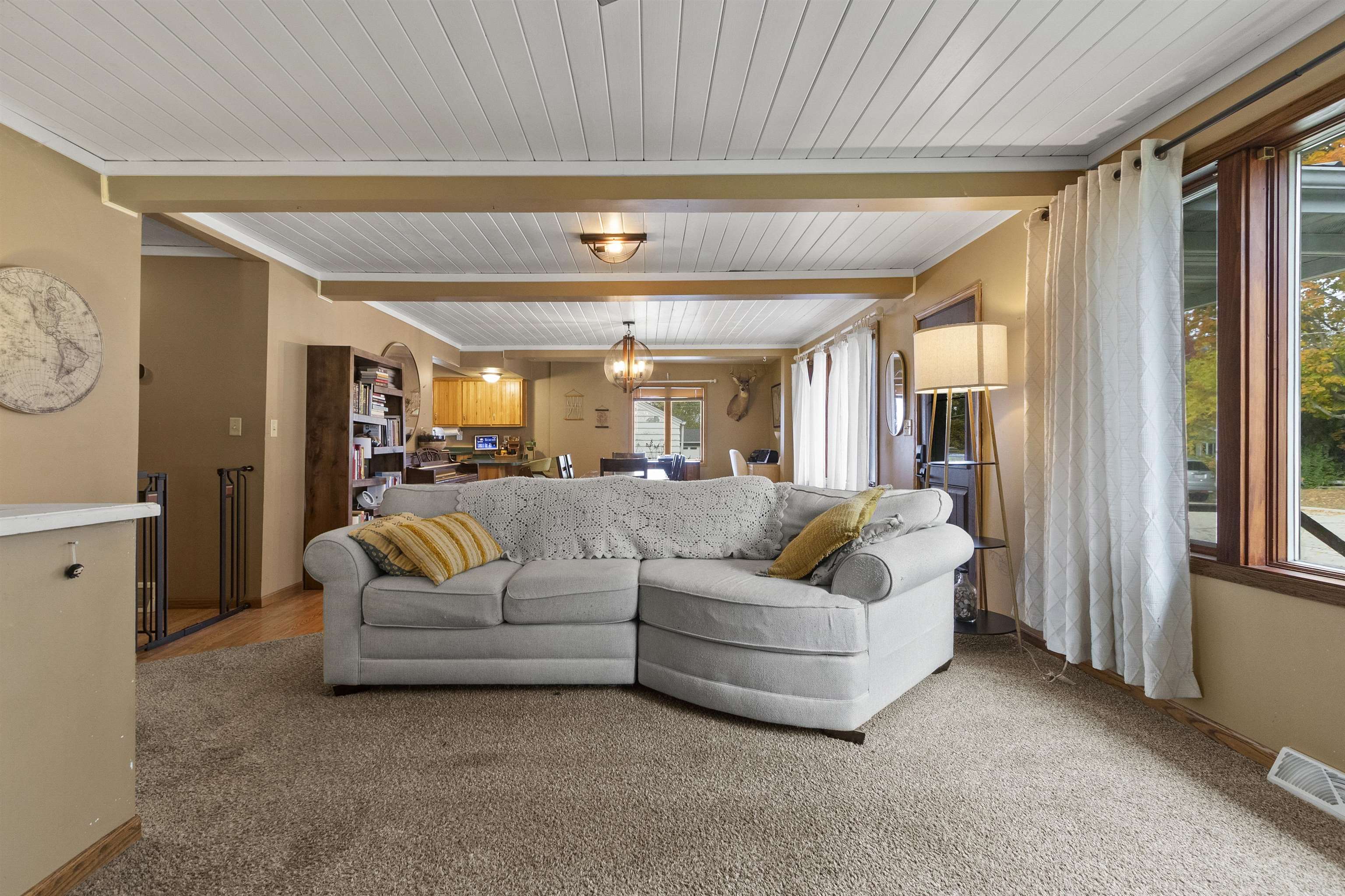 Shawano, Wisconsin 54166, United States, 3 Bedrooms Bedrooms, ,3 BathroomsBathrooms,Residential,Active,234551