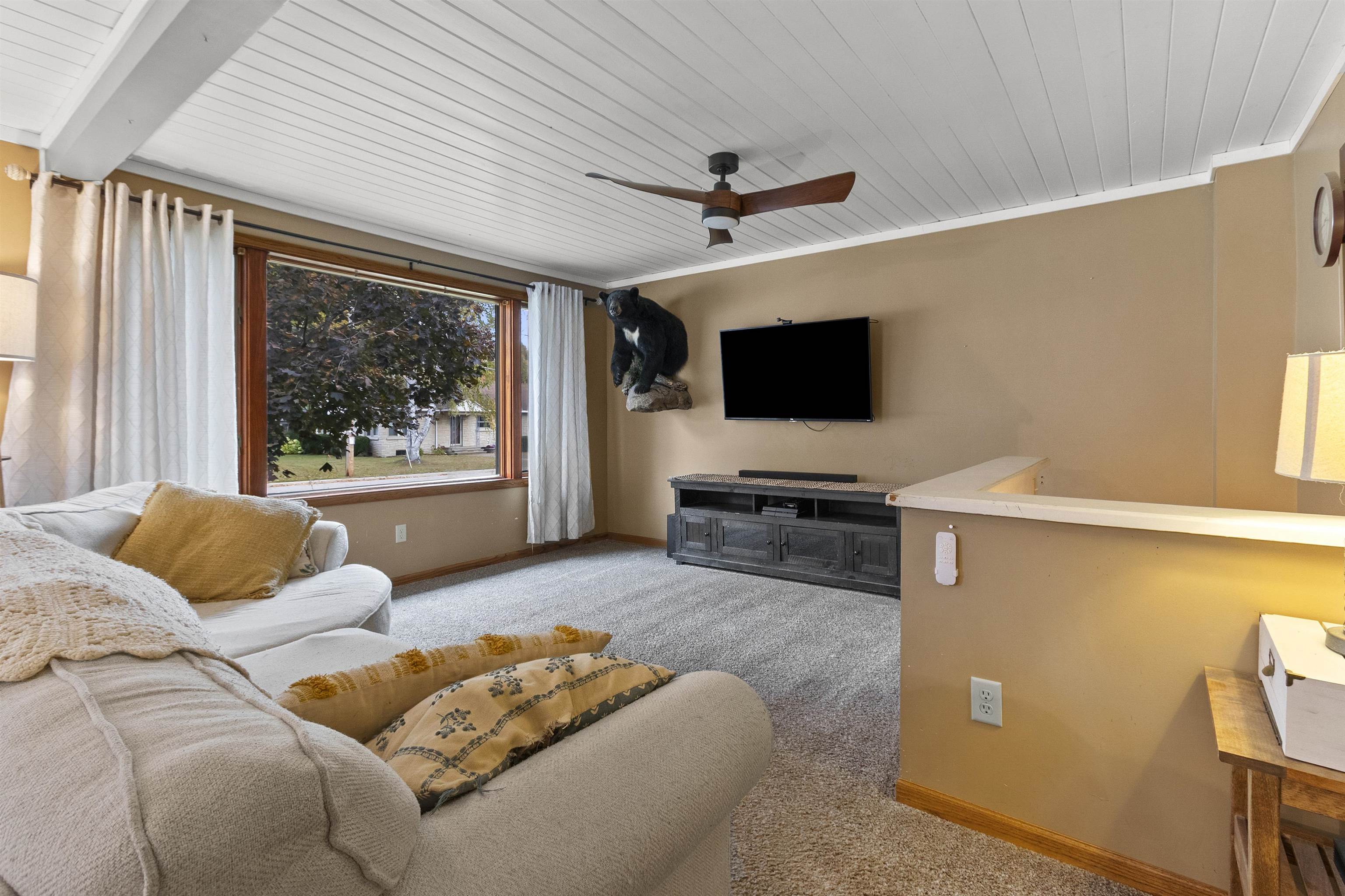 Shawano, Wisconsin 54166, United States, 3 Bedrooms Bedrooms, ,3 BathroomsBathrooms,Residential,Active,234551