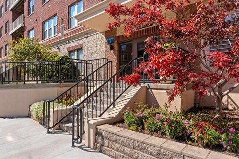 Photo of 118 S WASHINGTON Street #108B, GREEN BAY, WI 54301 (MLS # 50315228)