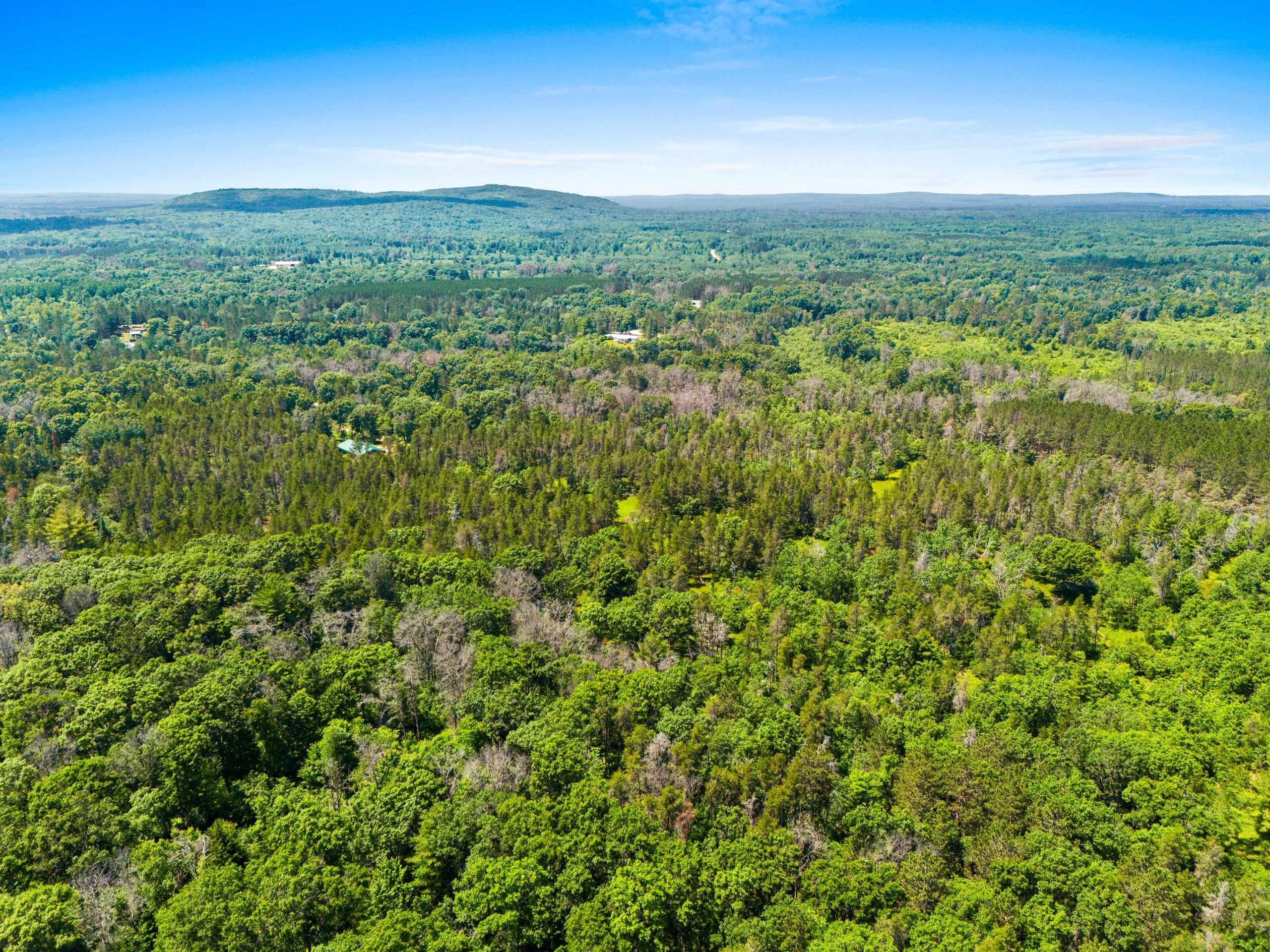 Crivitz, Wisconsin 54114, United States, 3 Bedrooms Bedrooms, ,2 BathroomsBathrooms,Residential,Active,164418