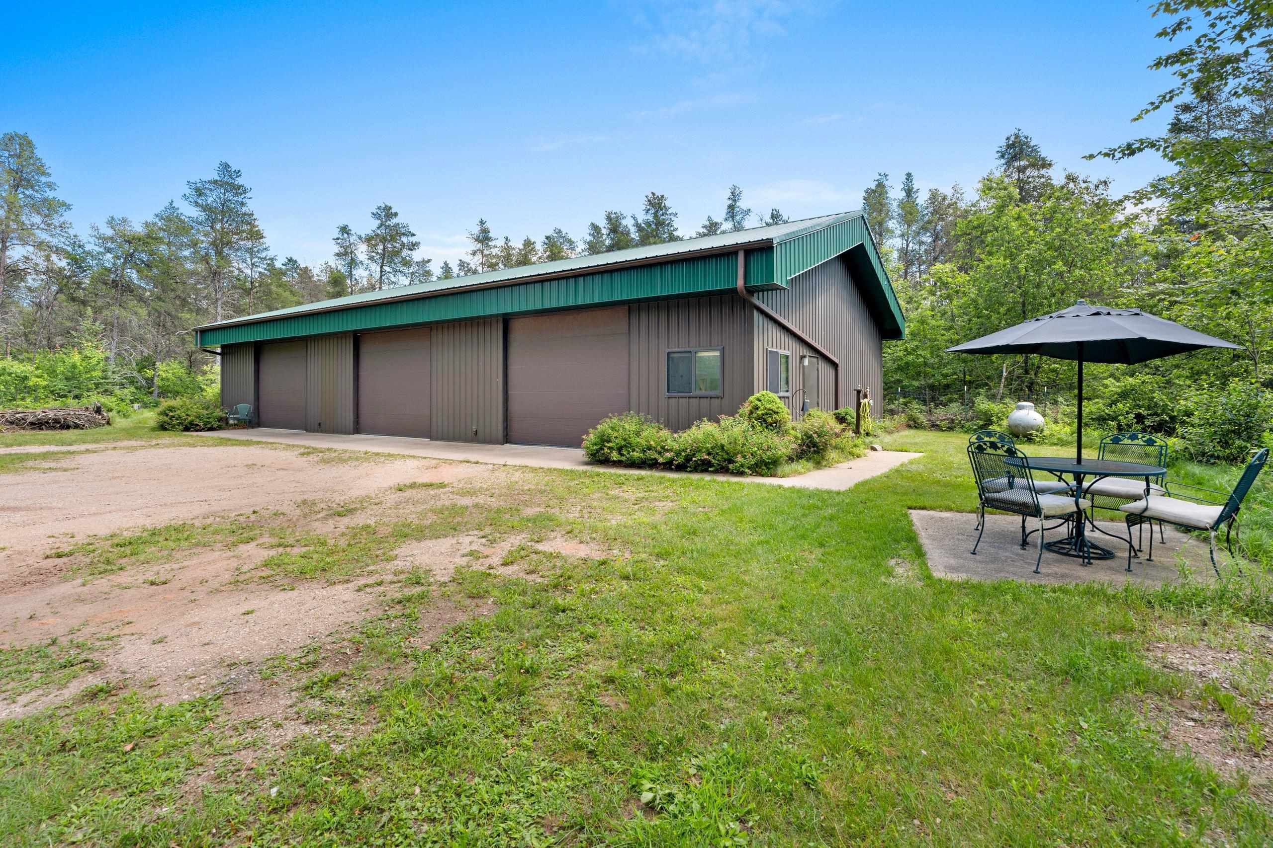 Crivitz, Wisconsin 54114, United States, 3 Bedrooms Bedrooms, ,2 BathroomsBathrooms,Residential,Active,164418