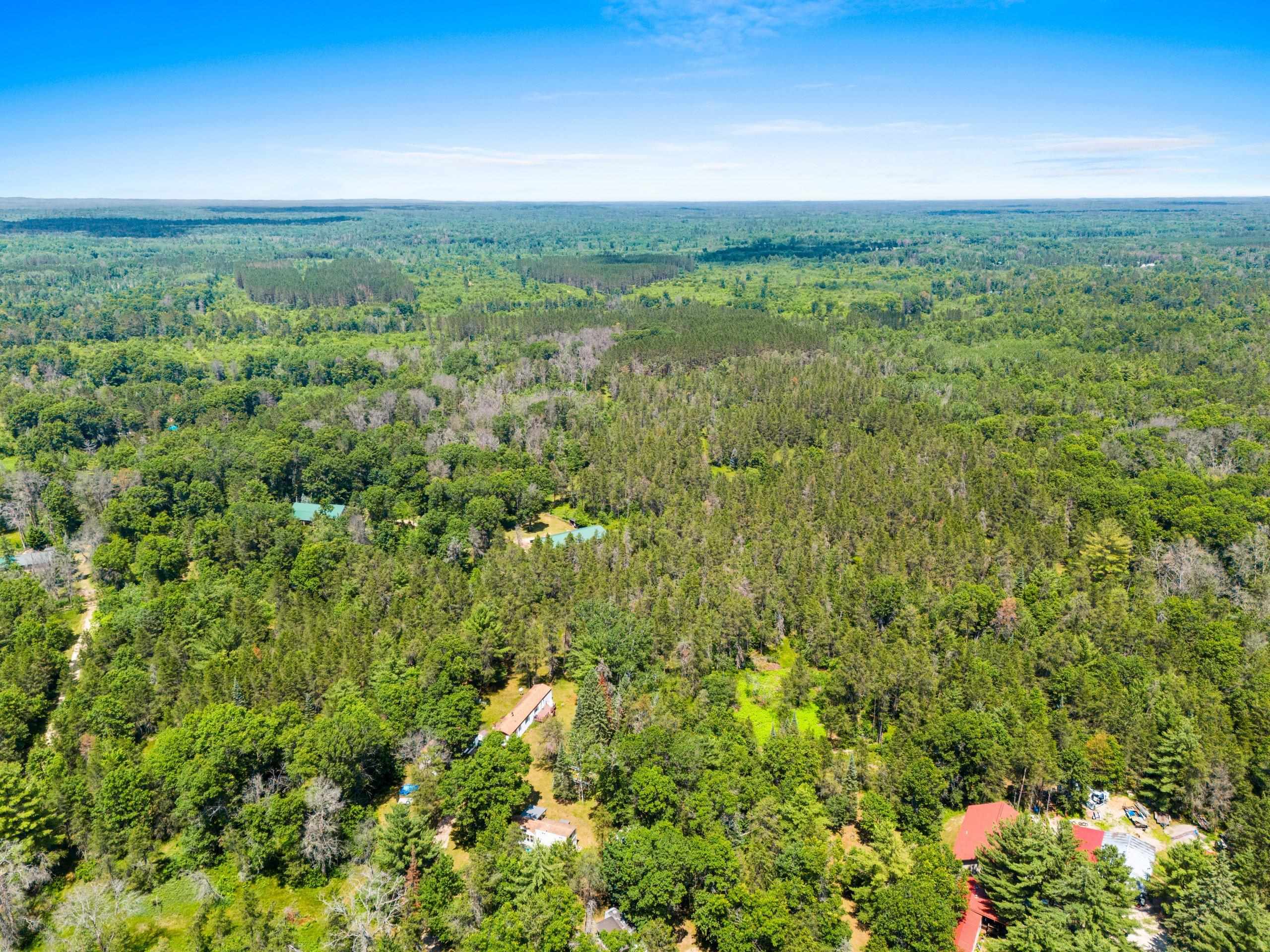 Crivitz, Wisconsin 54114, United States, 3 Bedrooms Bedrooms, ,2 BathroomsBathrooms,Residential,Active,164418