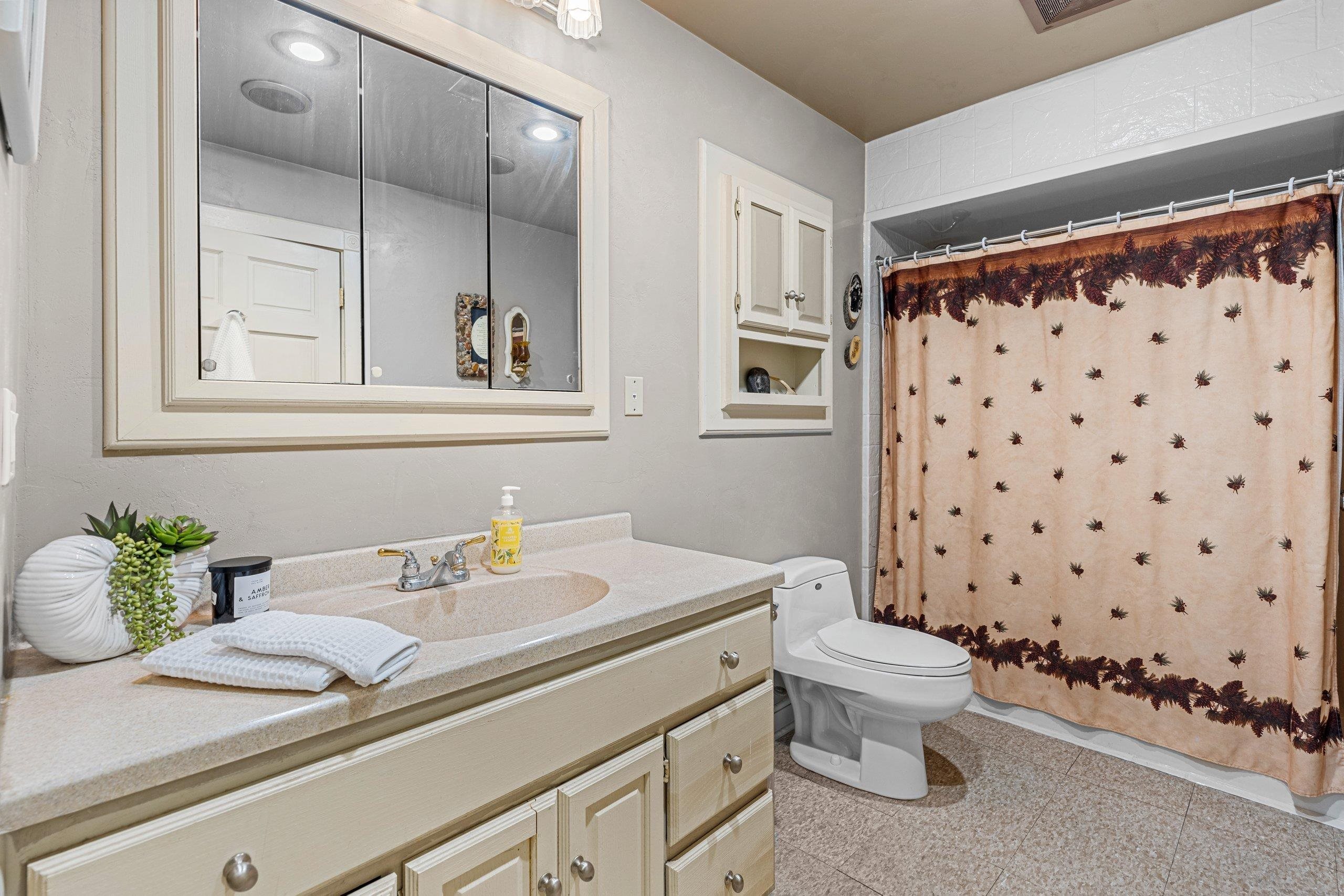 Crivitz, Wisconsin 54114, United States, 3 Bedrooms Bedrooms, ,2 BathroomsBathrooms,Residential,Active,164418