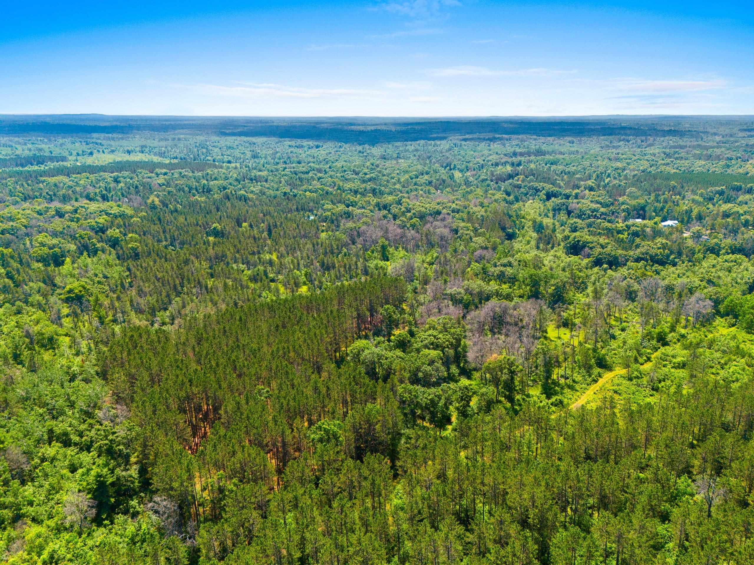 Crivitz, Wisconsin 54114, United States, 3 Bedrooms Bedrooms, ,2 BathroomsBathrooms,Residential,Active,164418