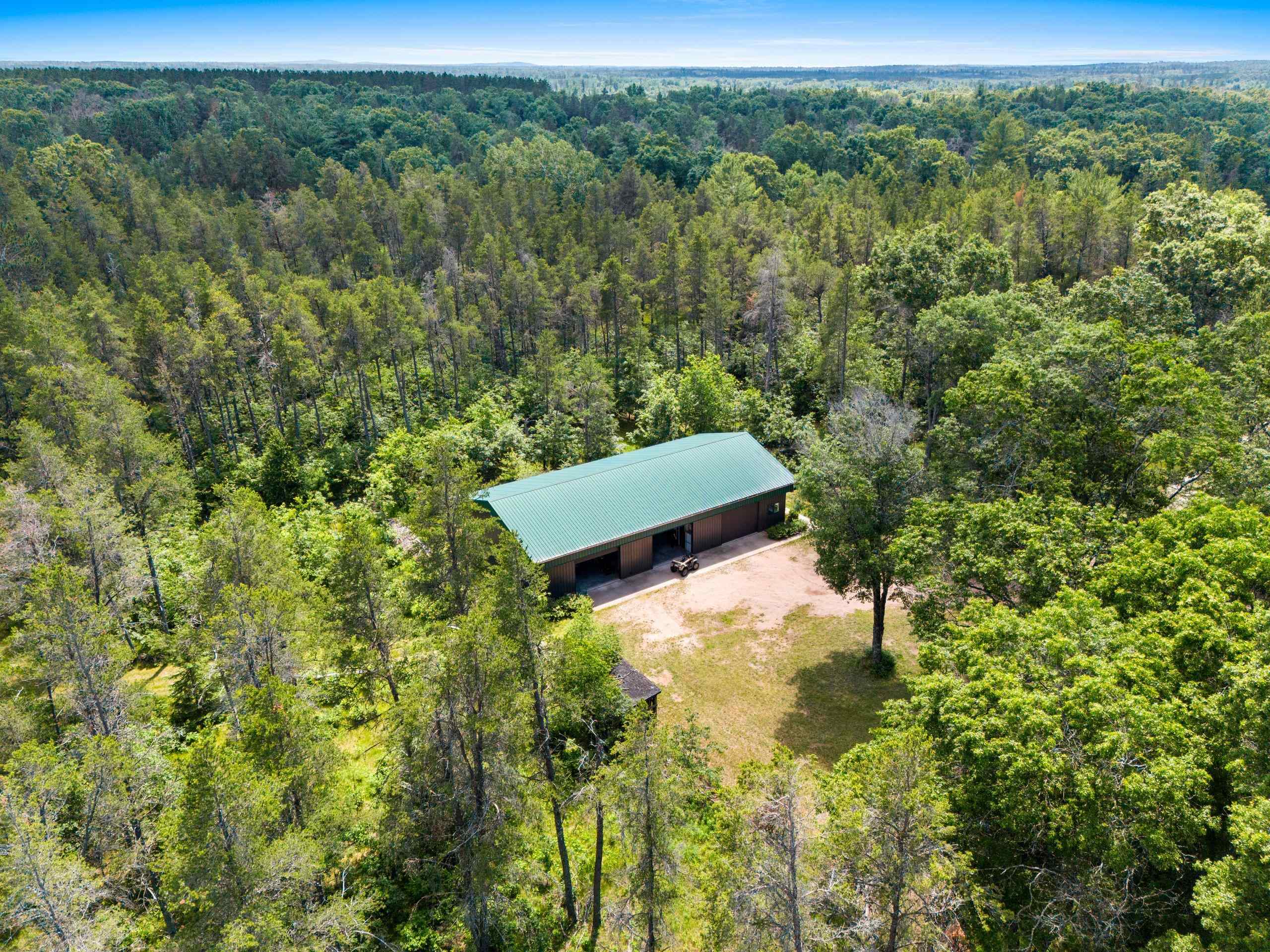 Crivitz, Wisconsin 54114, United States, 3 Bedrooms Bedrooms, ,2 BathroomsBathrooms,Residential,Active,164418