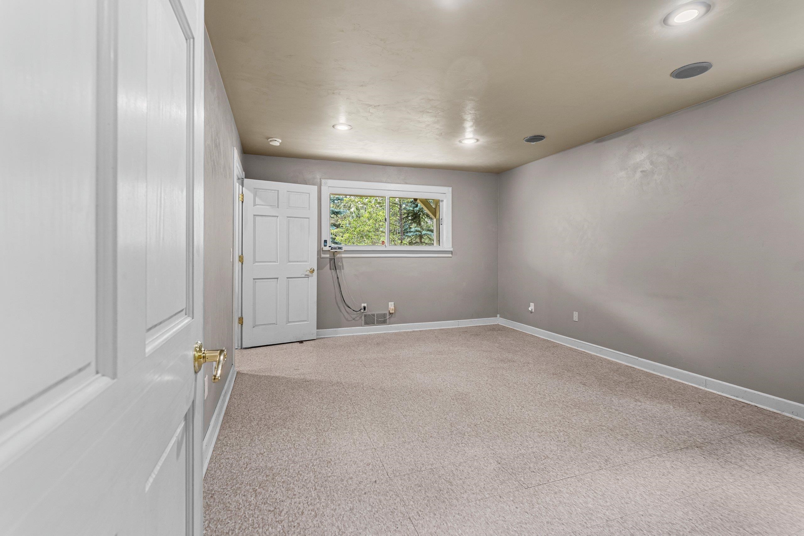 Crivitz, Wisconsin 54114, United States, 3 Bedrooms Bedrooms, ,2 BathroomsBathrooms,Residential,Active,164418