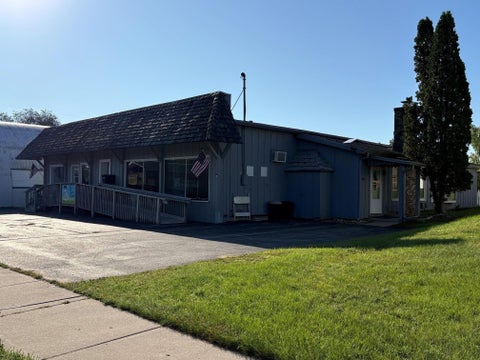 Photo of 803 MAIN Avenue, CRIVITZ, WI 54114 (MLS # 50332597)