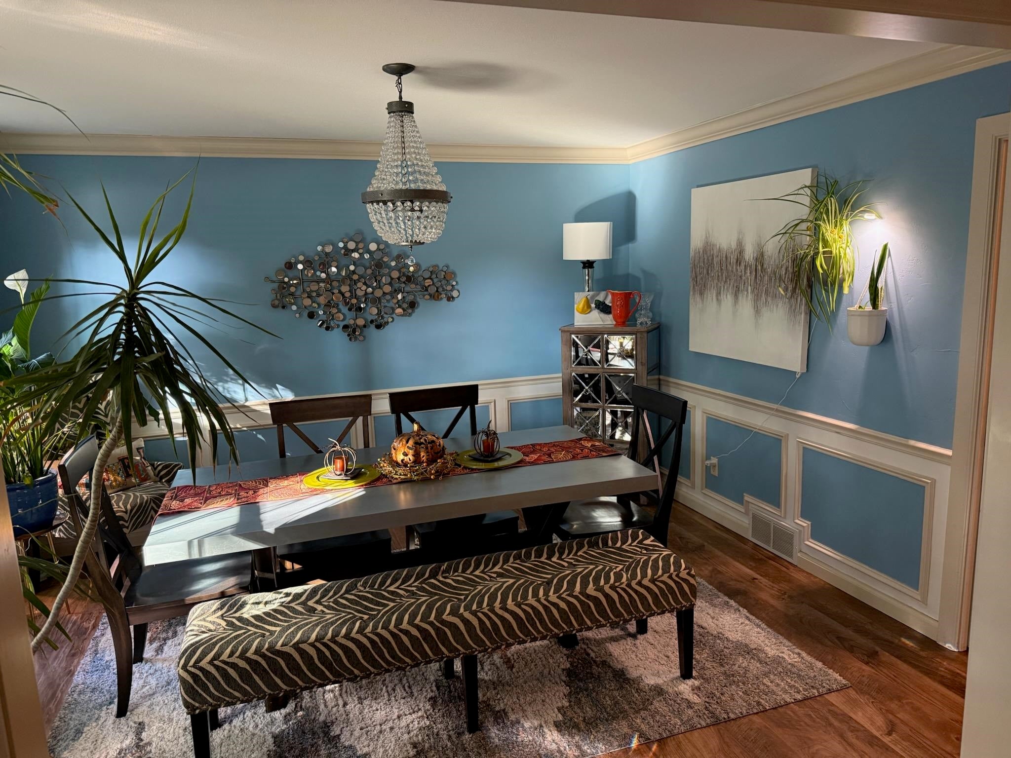 2075 SANDALWOOD Court