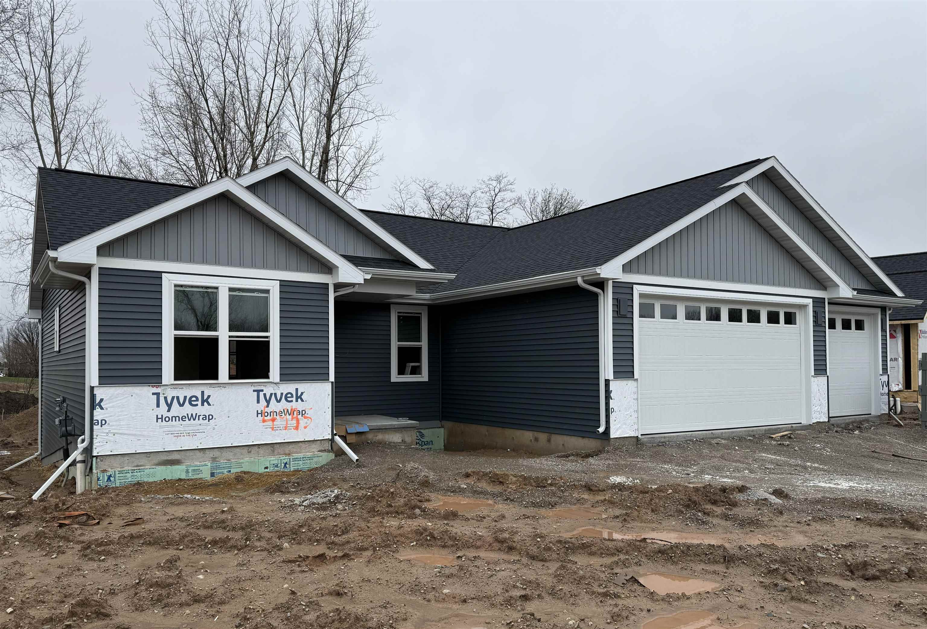 Photo 1 of 1 — 4945 WATER MINT Way, GREEN BAY, WI 54313