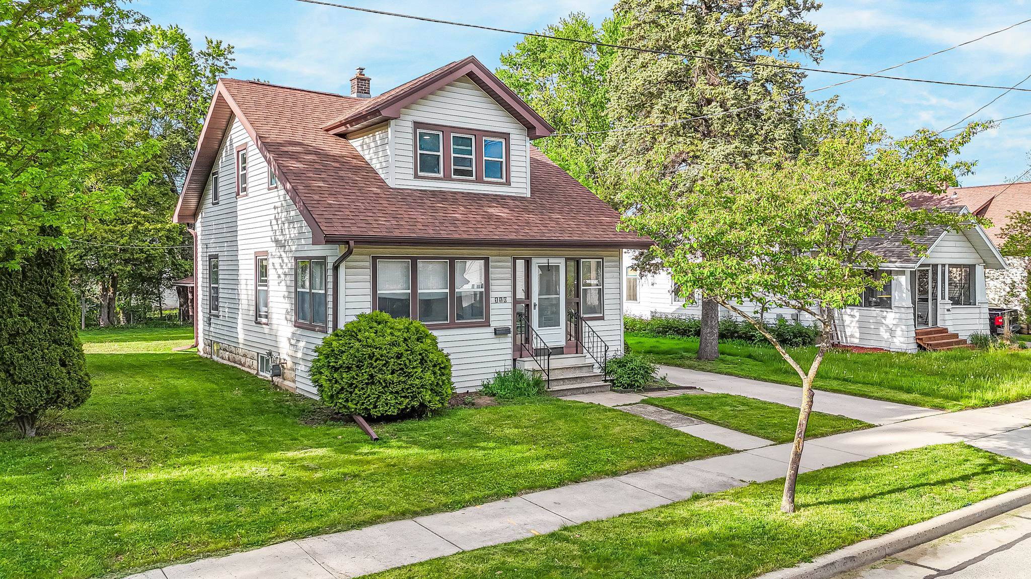 110 E RANDALL Street