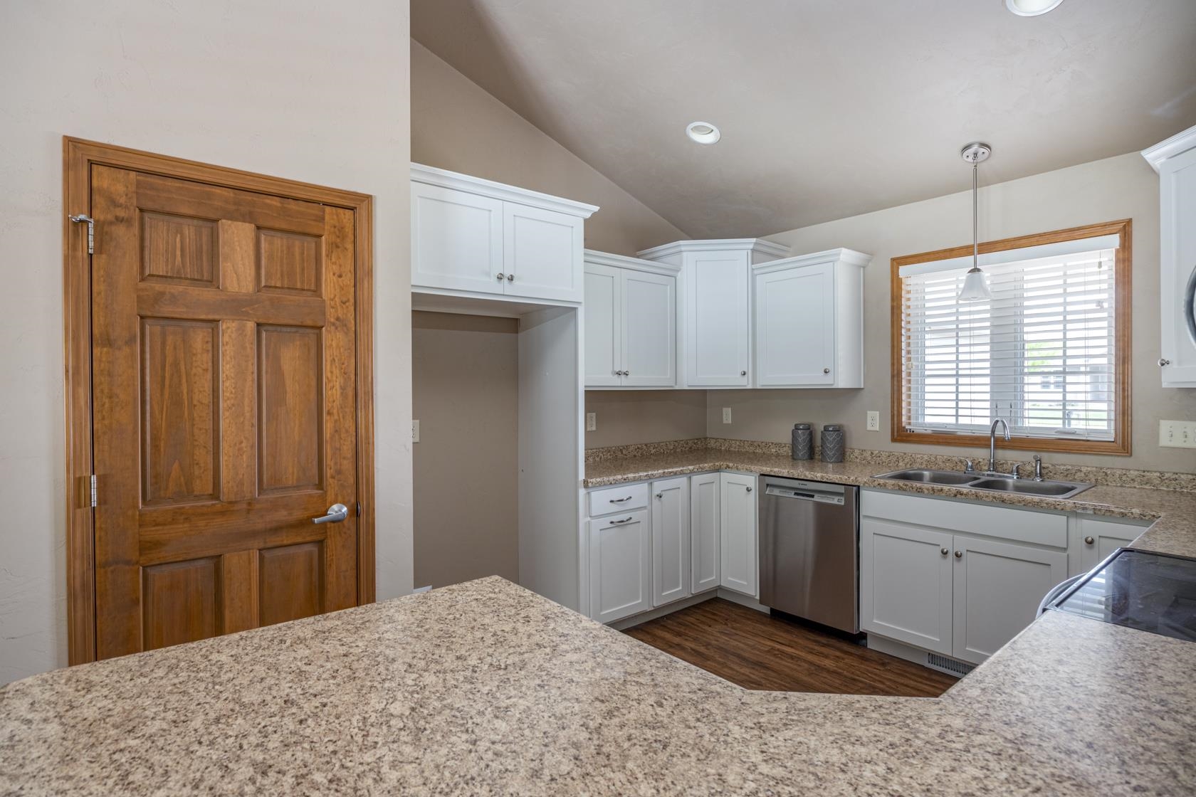 610 HARVEST Trail