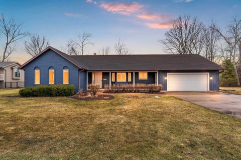 1236 MEADOWVIEW Drive MENASHA WI 54952