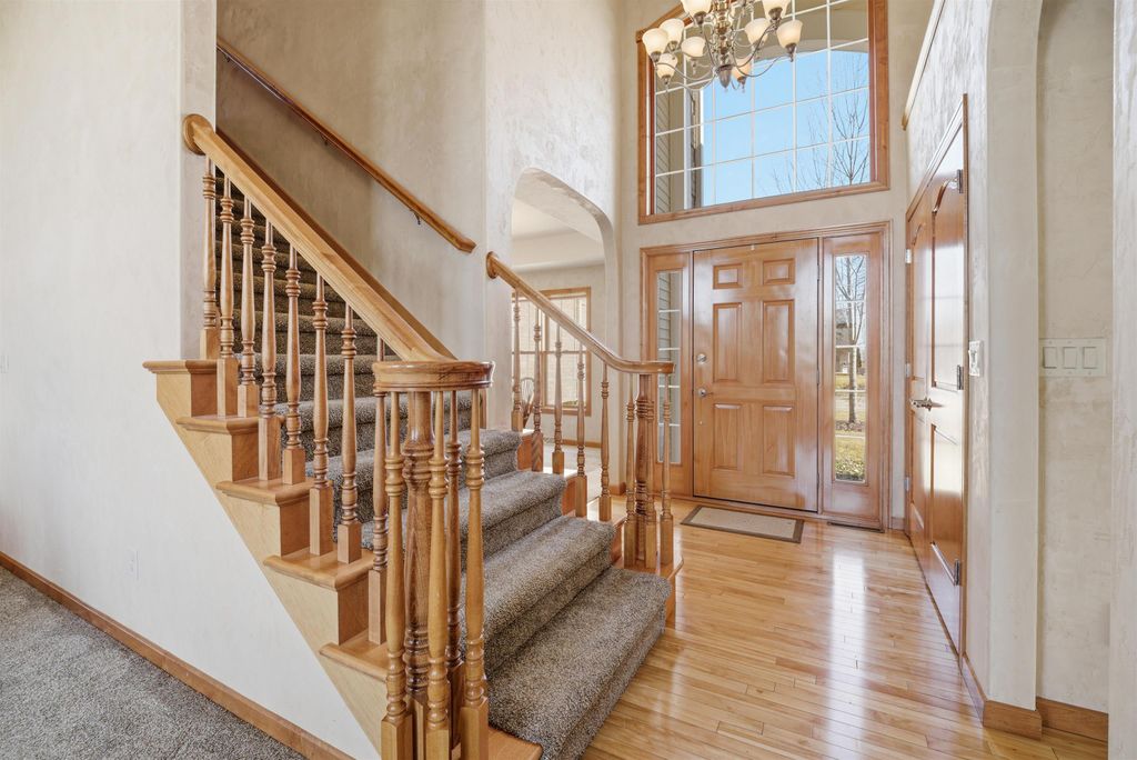 Photo of N9427 DUSTY Drive, APPLETON, WI 54915 (MLS # 50321936)