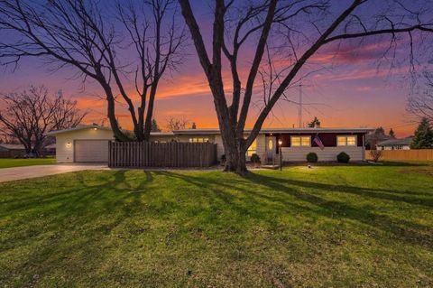 Photo of N5954 DEMING Place, FOND DU LAC, WI 54935 (MLS # 50323349)