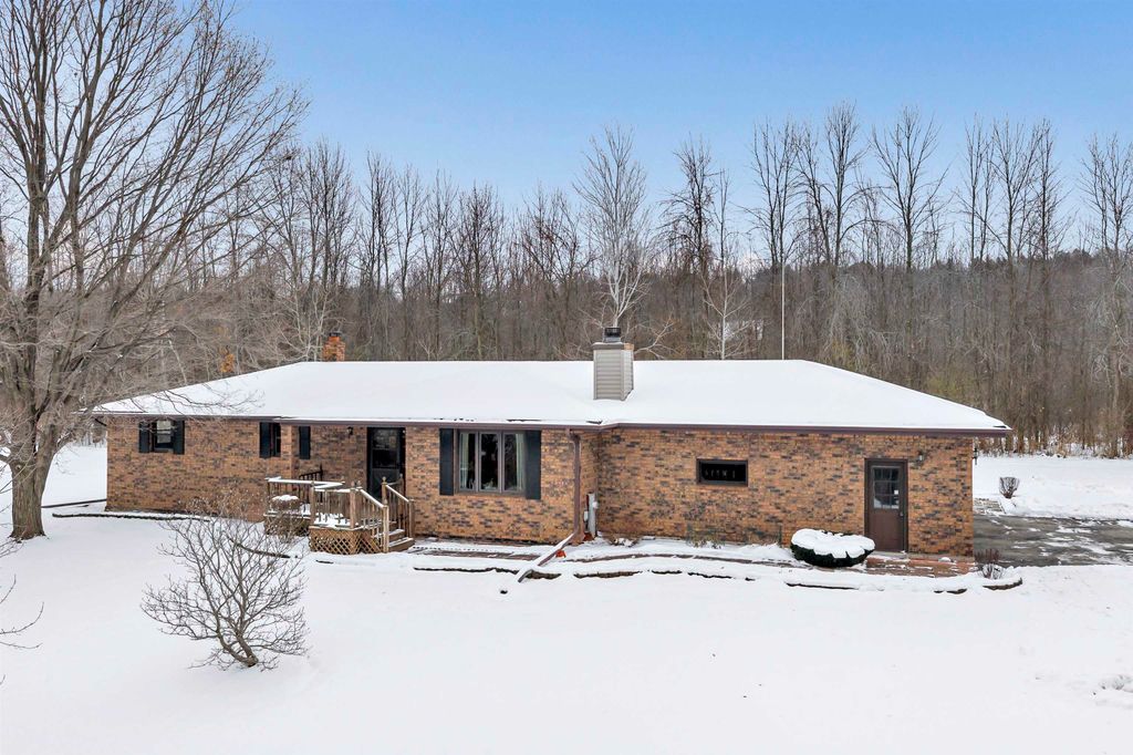 Photo of 4940 HAFEMAN Lane, GREEN BAY, WI 54311 (MLS # 50319118)