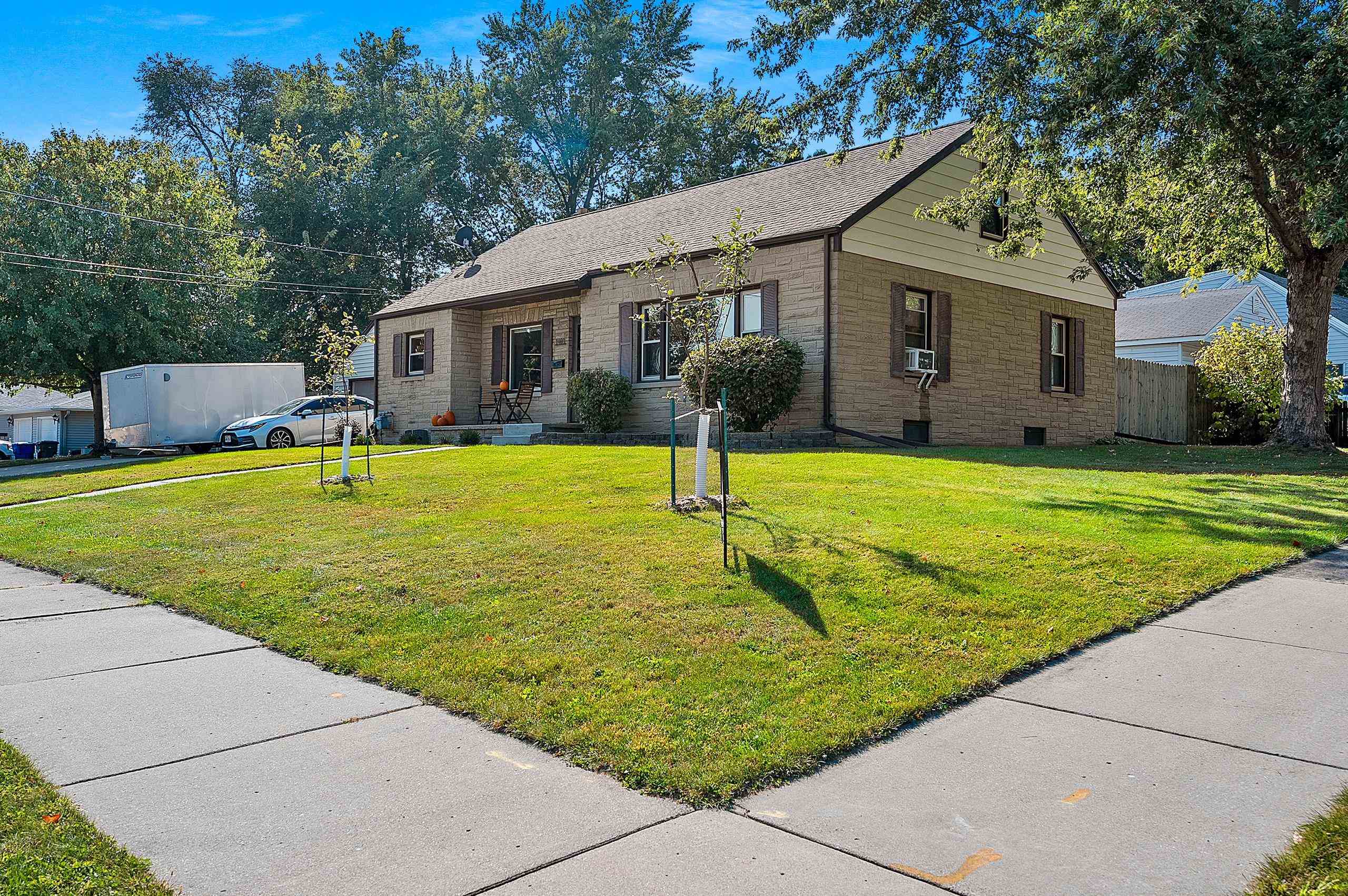 Kaukauna, Wisconsin 54130, United States, 3 Bedrooms Bedrooms, ,1 BathroomBathrooms,Residential,Active,213378