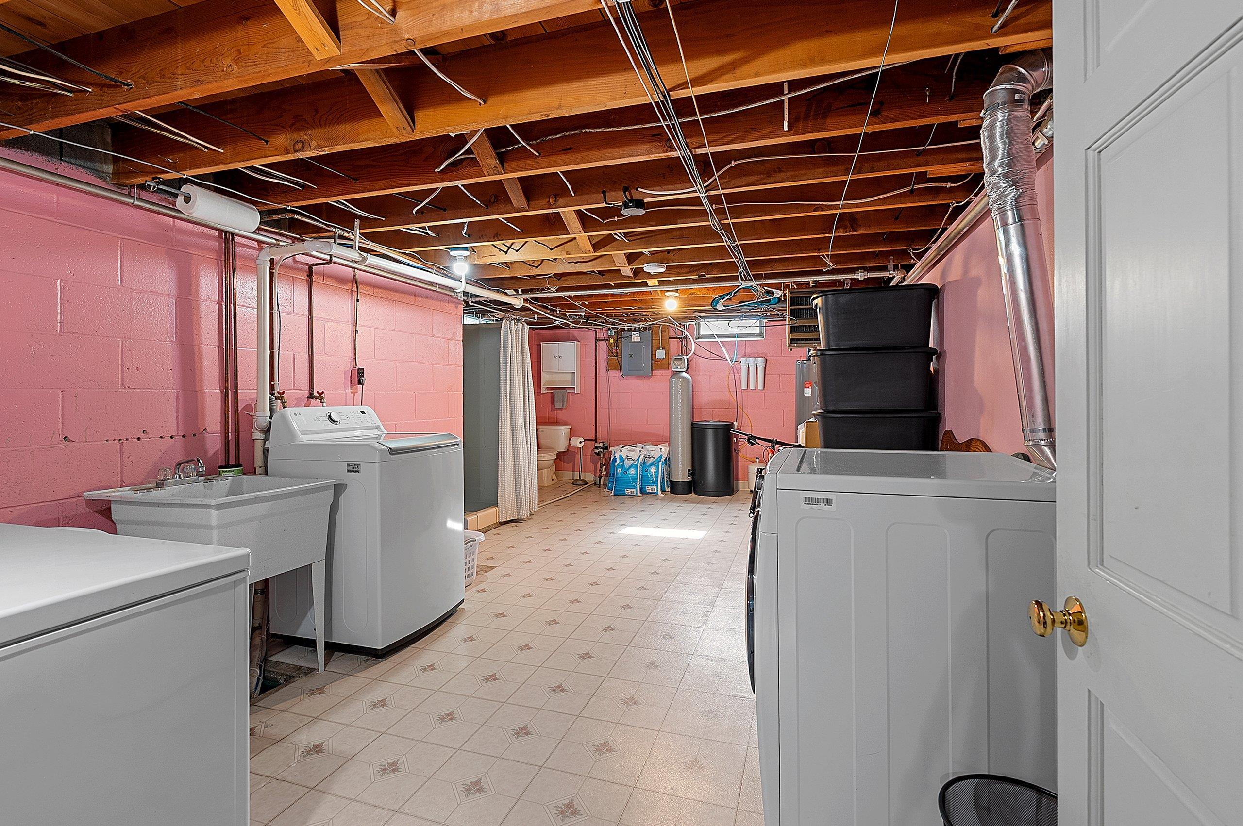 Kaukauna, Wisconsin 54130, United States, 3 Bedrooms Bedrooms, ,1 BathroomBathrooms,Residential,Active,213378