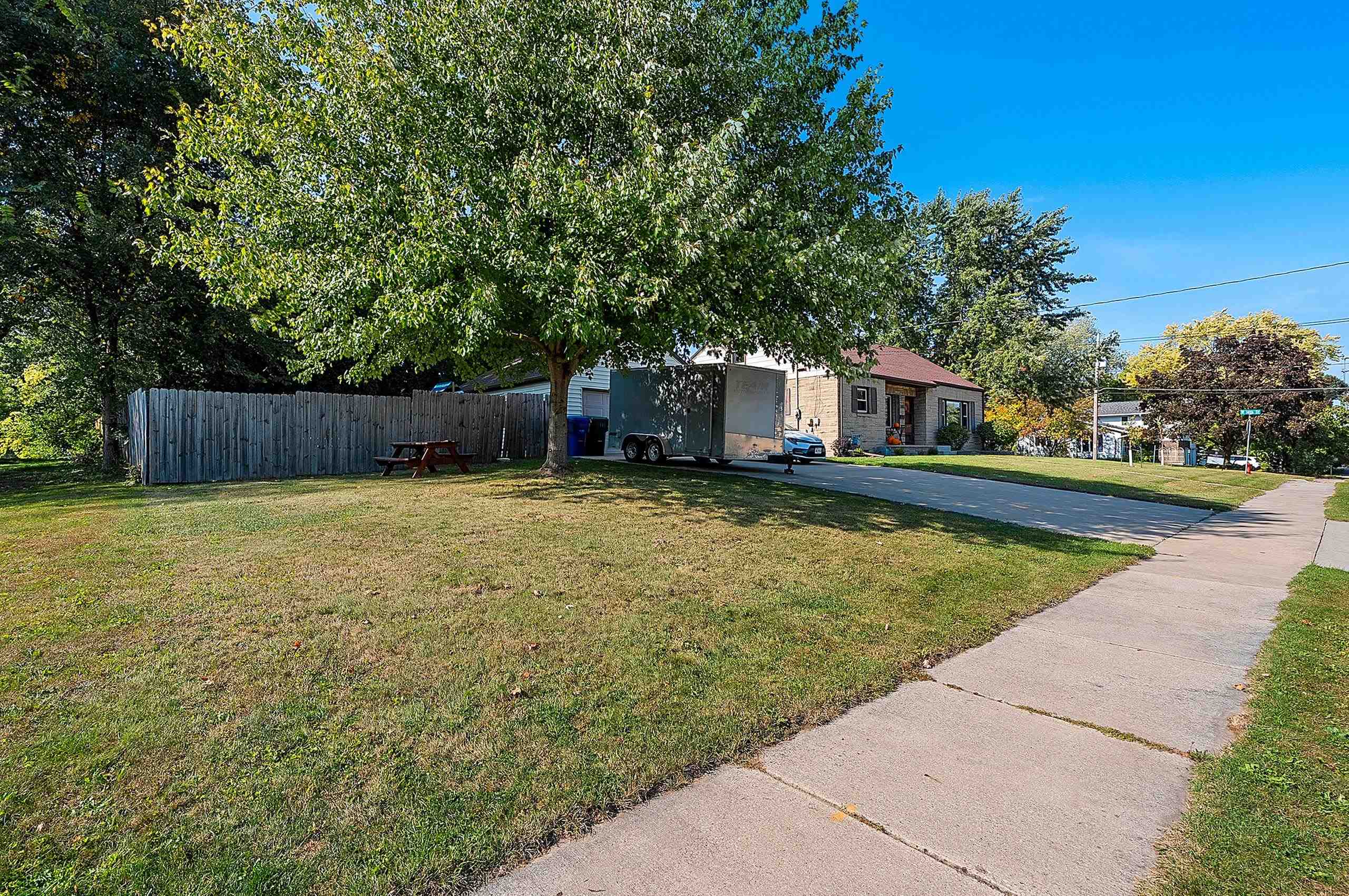 Kaukauna, Wisconsin 54130, United States, 3 Bedrooms Bedrooms, ,1 BathroomBathrooms,Residential,Active,213378