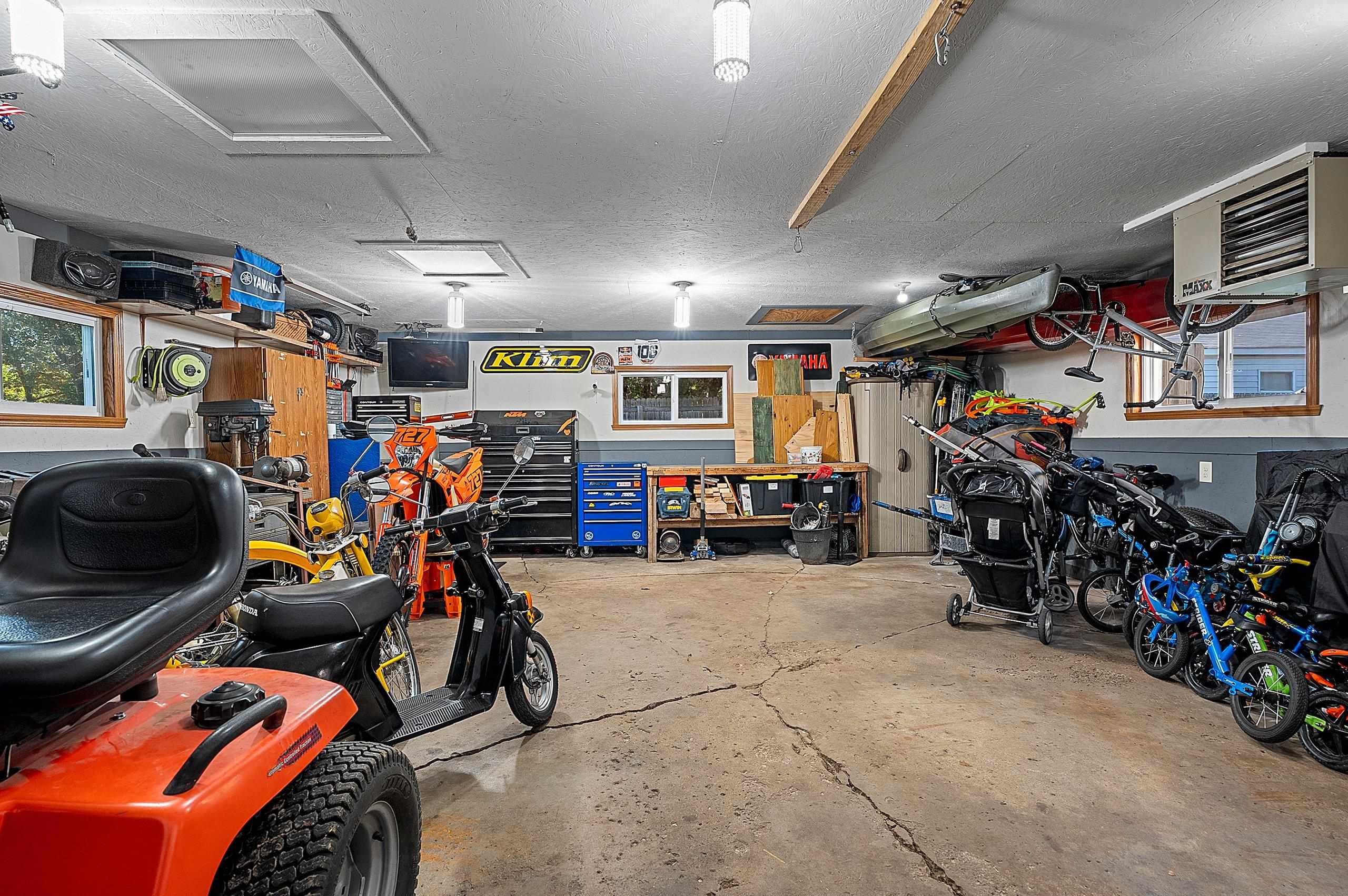 Kaukauna, Wisconsin 54130, United States, 3 Bedrooms Bedrooms, ,1 BathroomBathrooms,Residential,Active,213378