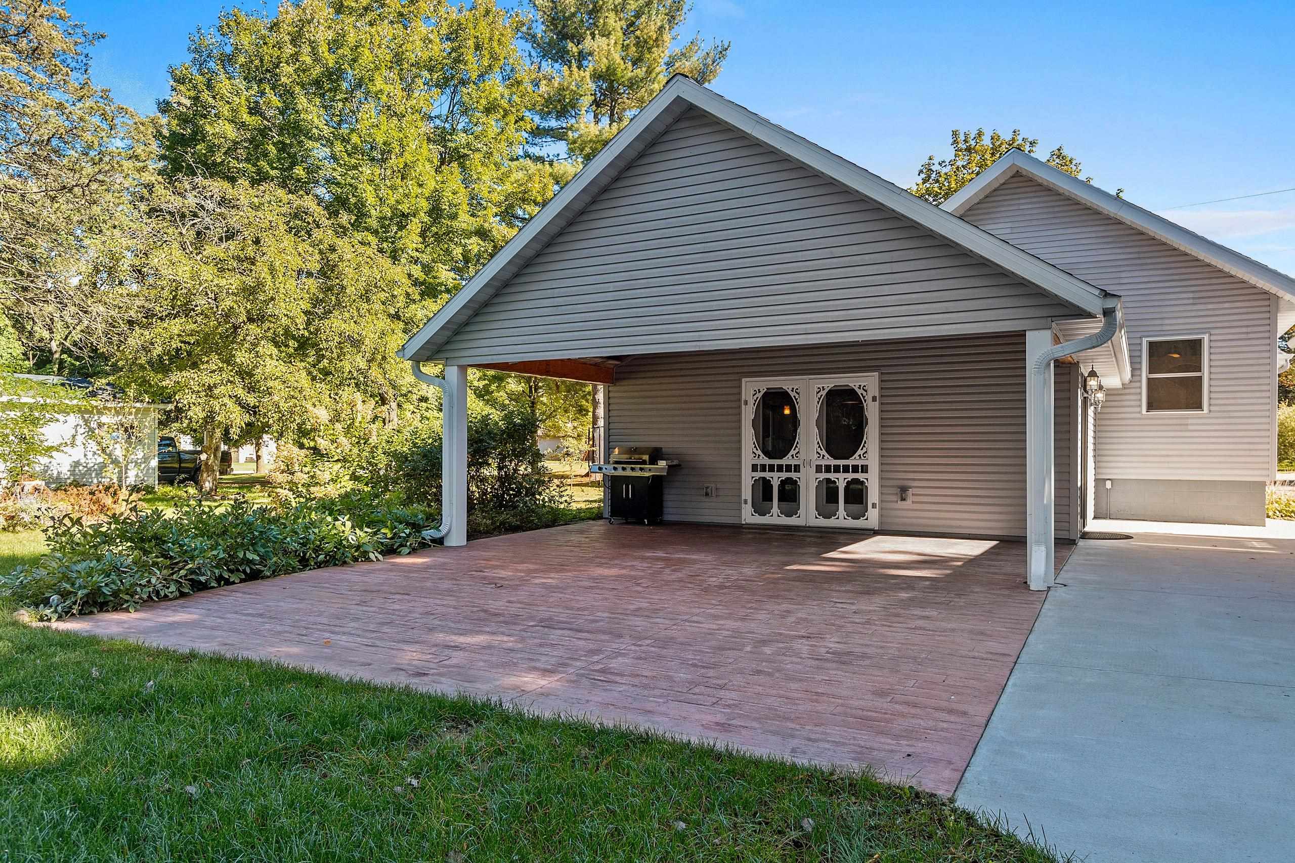 Embarrass, Wisconsin 54933, United States, 3 Bedrooms Bedrooms, ,3 BathroomsBathrooms,Residential,Active,41405