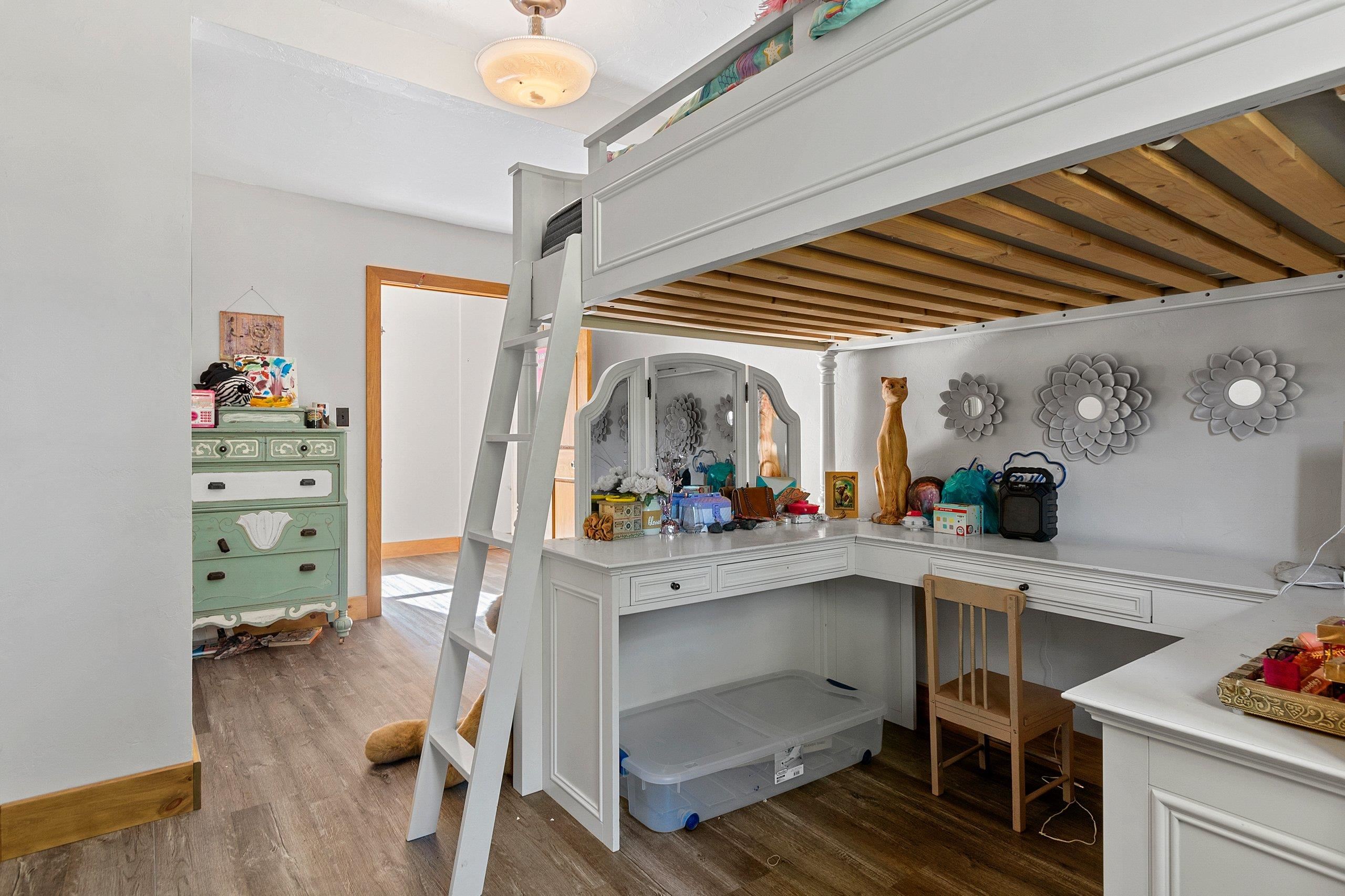 Embarrass, Wisconsin 54933, United States, 3 Bedrooms Bedrooms, ,3 BathroomsBathrooms,Residential,Active,41405