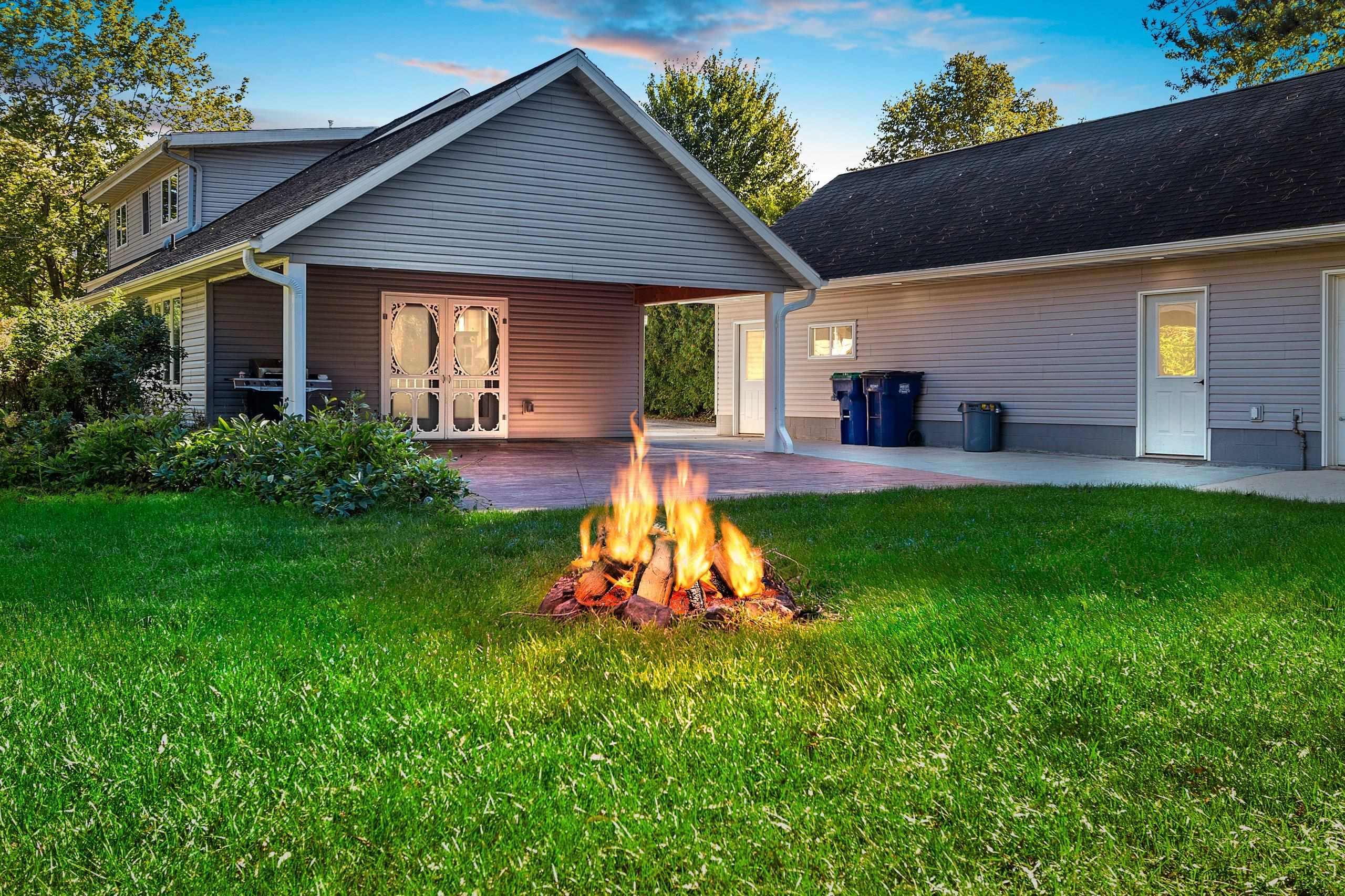 Embarrass, Wisconsin 54933, United States, 3 Bedrooms Bedrooms, ,3 BathroomsBathrooms,Residential,Active,41405