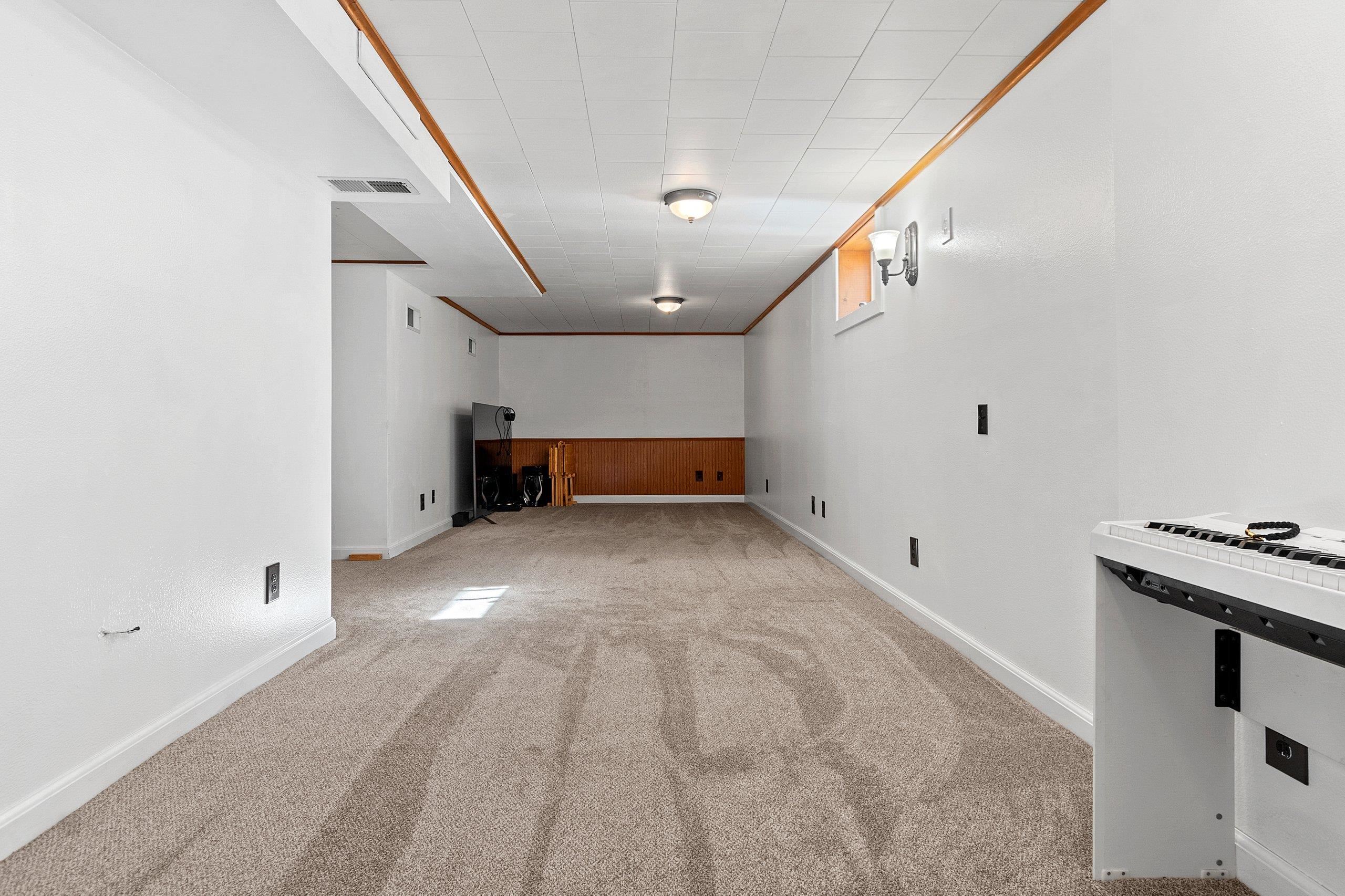 Embarrass, Wisconsin 54933, United States, 3 Bedrooms Bedrooms, ,3 BathroomsBathrooms,Residential,Active,41405