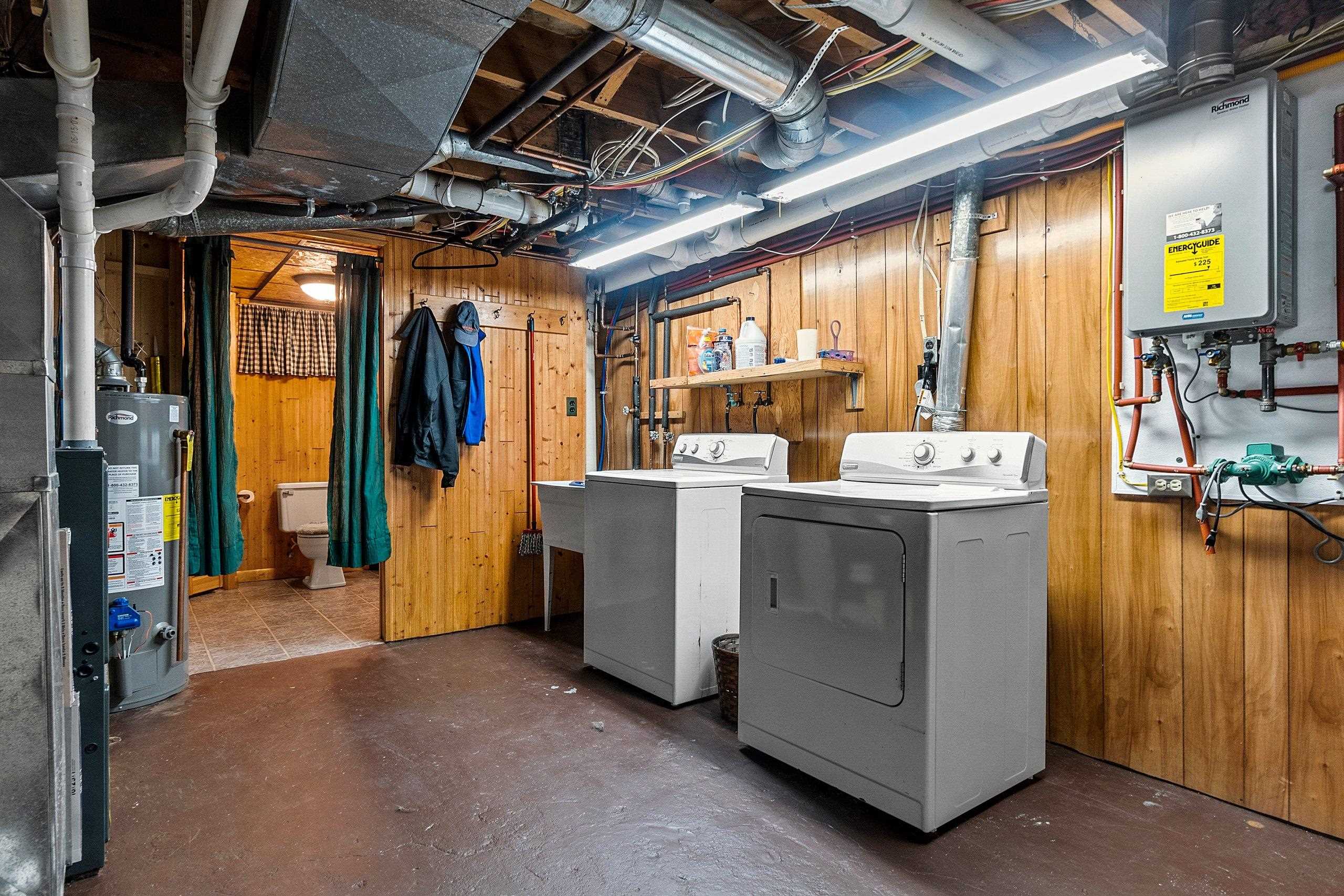 Embarrass, Wisconsin 54933, United States, 3 Bedrooms Bedrooms, ,3 BathroomsBathrooms,Residential,Active,41405