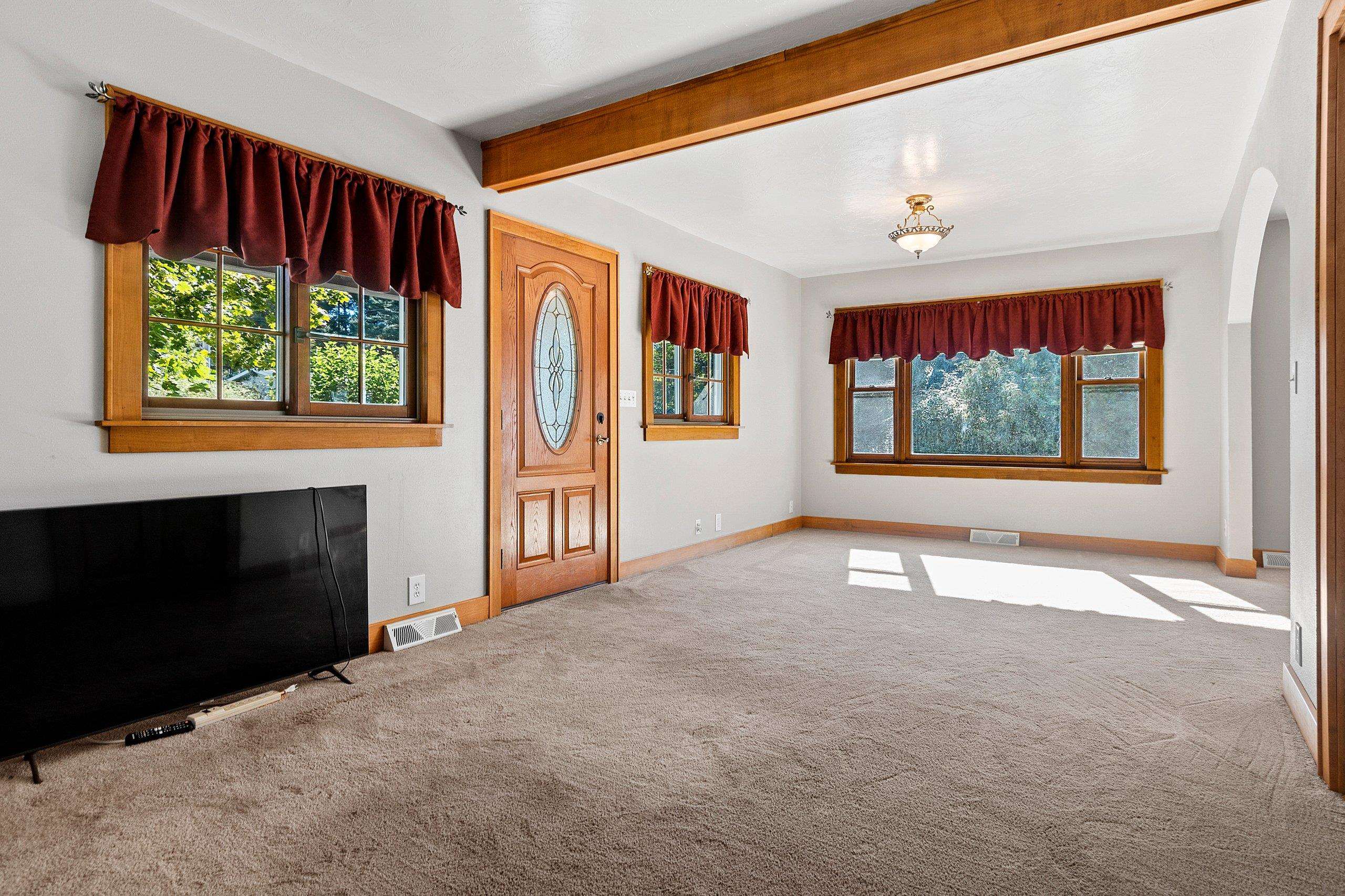 Embarrass, Wisconsin 54933, United States, 3 Bedrooms Bedrooms, ,3 BathroomsBathrooms,Residential,Active,41405