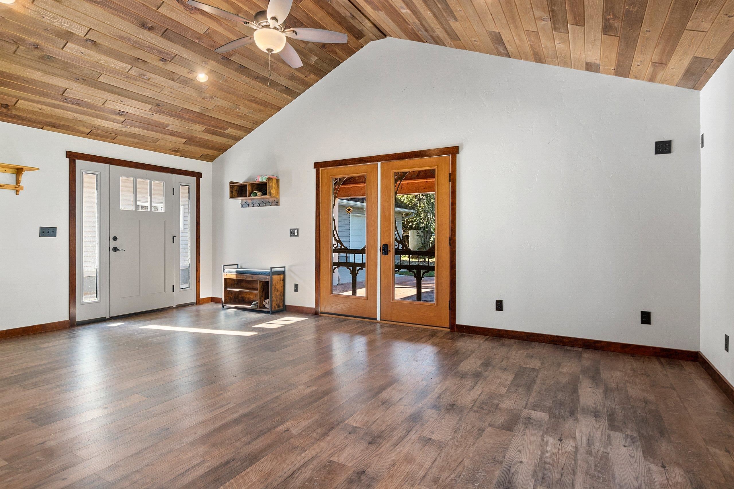 Embarrass, Wisconsin 54933, United States, 3 Bedrooms Bedrooms, ,3 BathroomsBathrooms,Residential,Active,41405