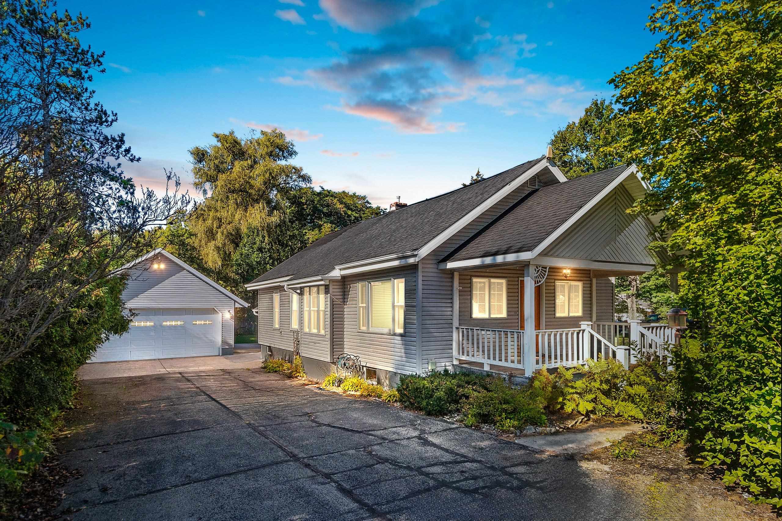 Embarrass, Wisconsin 54933, United States, 3 Bedrooms Bedrooms, ,3 BathroomsBathrooms,Residential,Active,41405 Embarrass, Wisconsin 54933, United States, 3 Bedrooms Bedrooms, ,3 BathroomsBathrooms,Residential,Active,41405