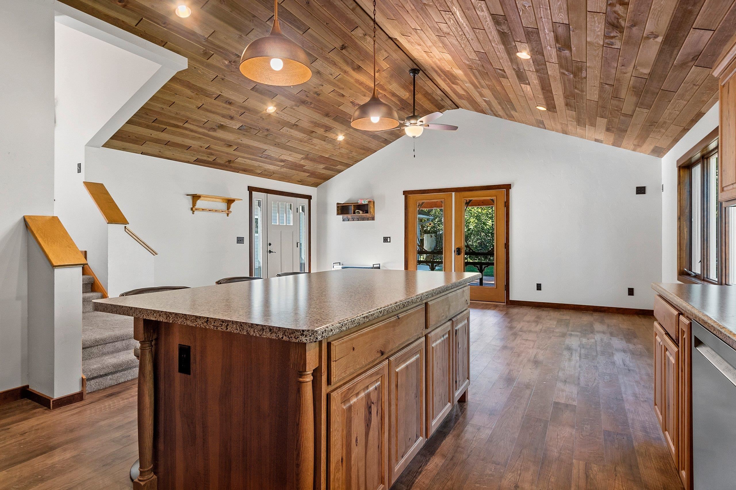 Embarrass, Wisconsin 54933, United States, 3 Bedrooms Bedrooms, ,3 BathroomsBathrooms,Residential,Active,41405