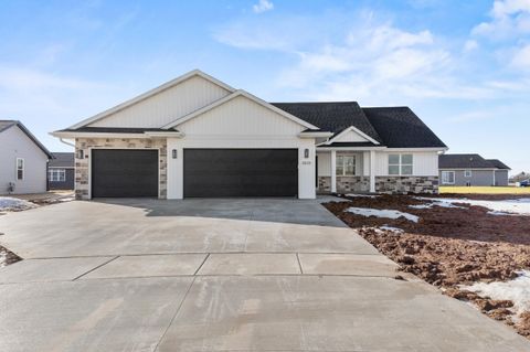 Photo of 3023 WOODWARD Way, DE PERE, WI 54115 (MLS # 50321766)